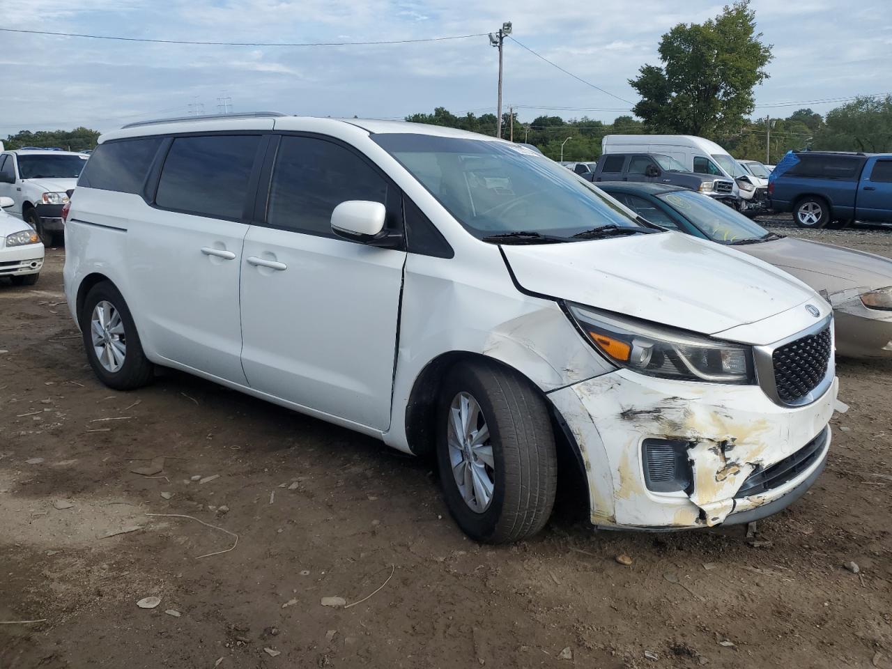 2015 KIA Sedona VIN KNDMB5C10F6059357 Copart auction photo, front end / undercarriage damage thumbnail 4