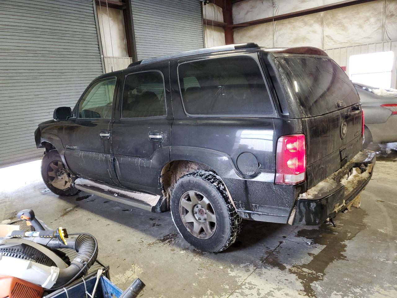 2005 Cadillac Escalade VIN 1GYEK63NX5R152326 Copart auction photo, front end / minor dent/scratches damage thumbnail 2