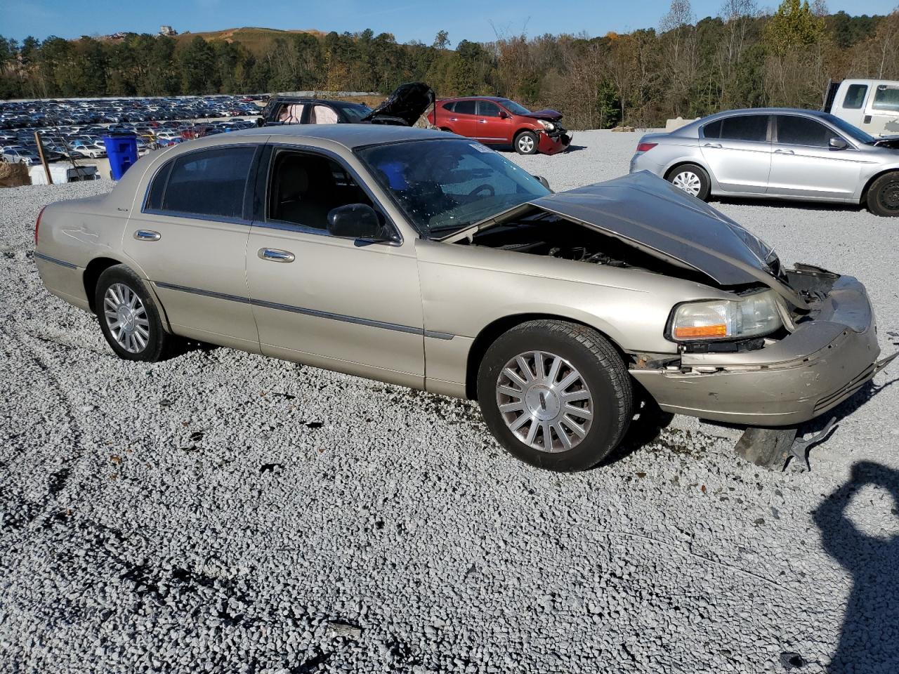 2004 Lincoln Town Car VIN 1LNHM81W34Y658200 Copart auction photo, front end / side damage thumbnail 4