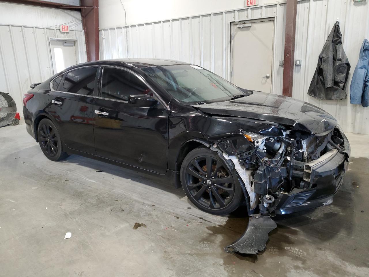 2018 Nissan Altima VIN 1N4AL3AP3JC283864 Copart auction photo, front end damage thumbnail 4