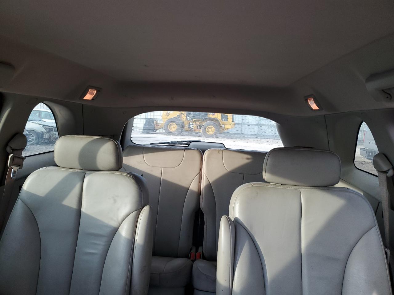 2005 Chrysler Pacifica VIN 2C4GM684X5R654711 Copart auction photo, front end damage thumbnail 10