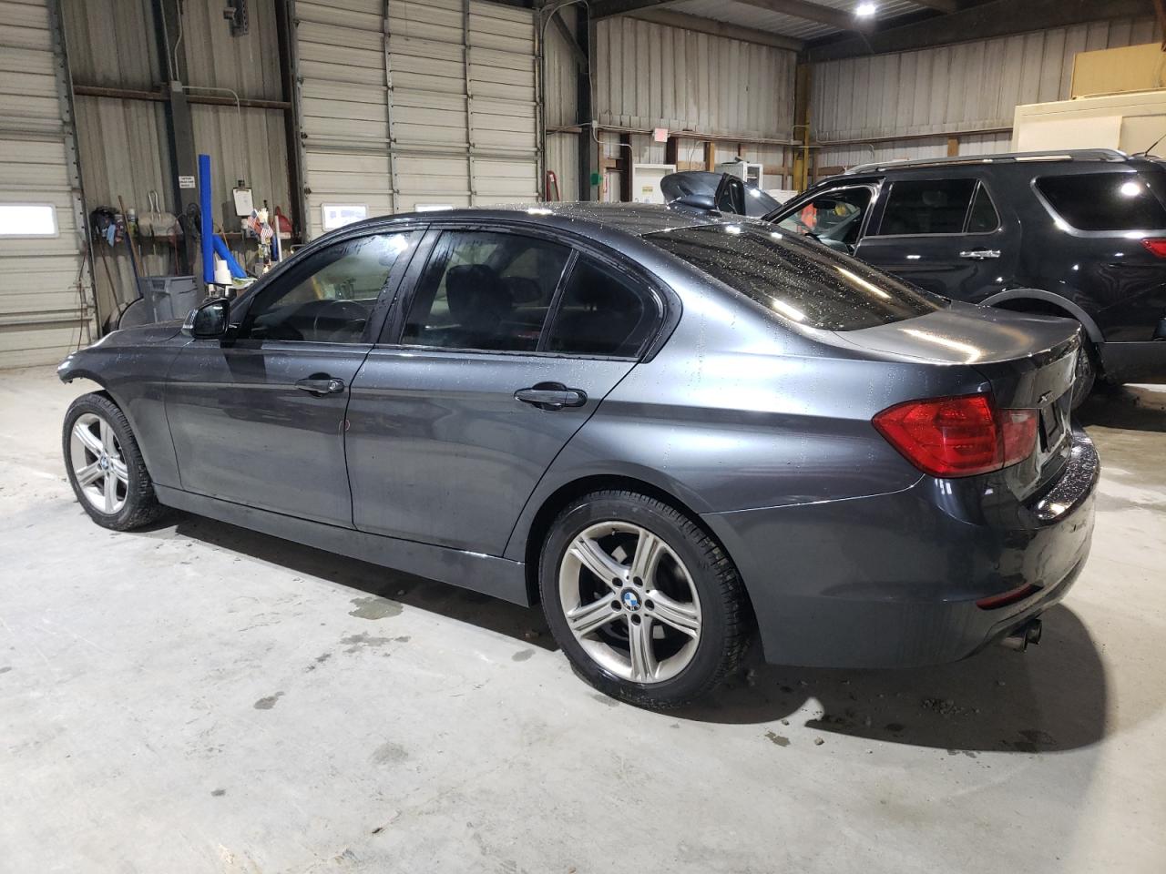 2014 BMW 3er VIN WBA3B5G51ENS06652 Copart auction photo, front end / minor dent/scratches damage thumbnail 2