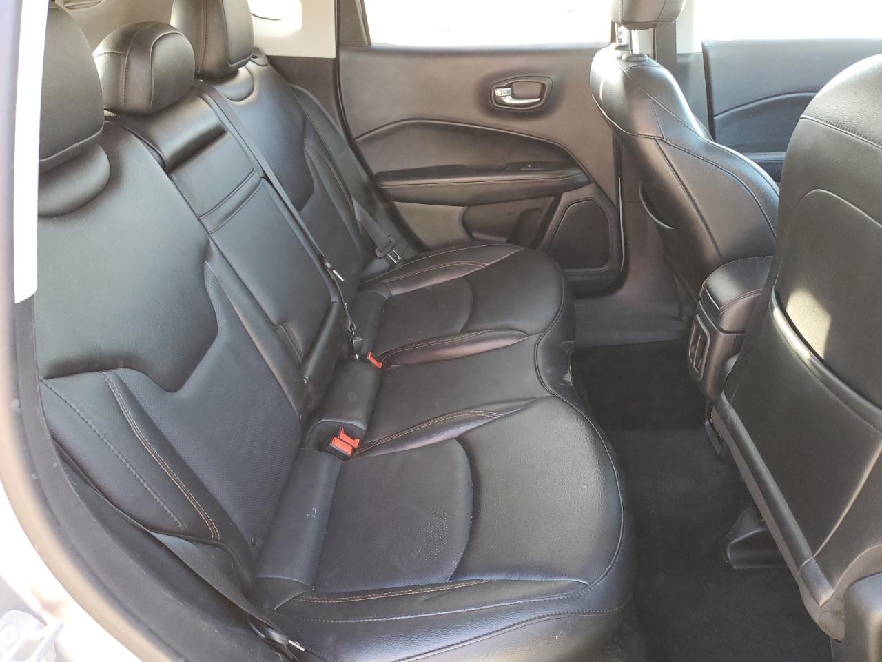 2019 Jeep Compass VIN 3C4NJCCB3KT679818 Copart auction photo, front end damage thumbnail 11