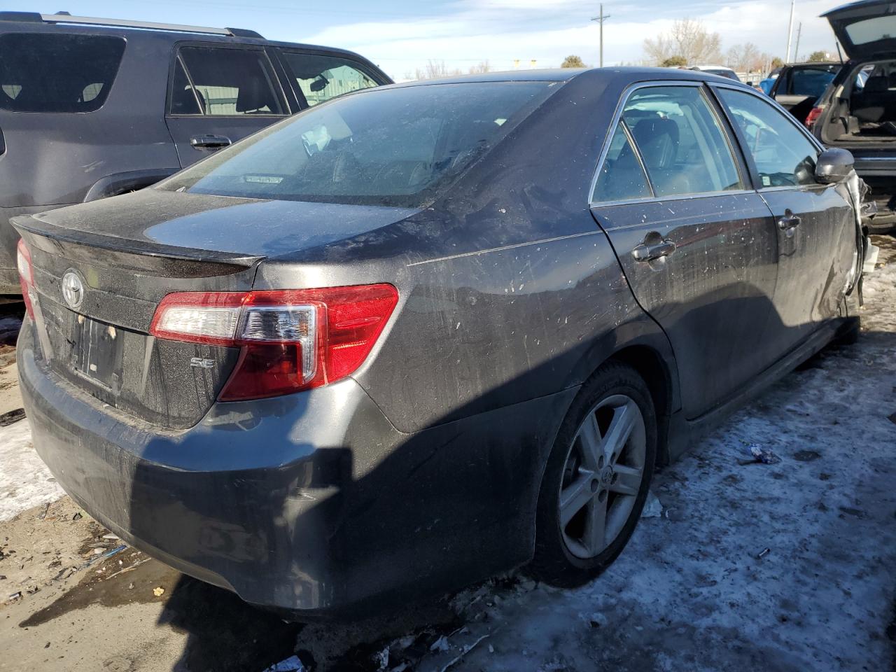 2012 Toyota Camry VIN 4T1BF1FK1CU165733 Copart auction photo, front end / minor dent/scratches damage thumbnail 3