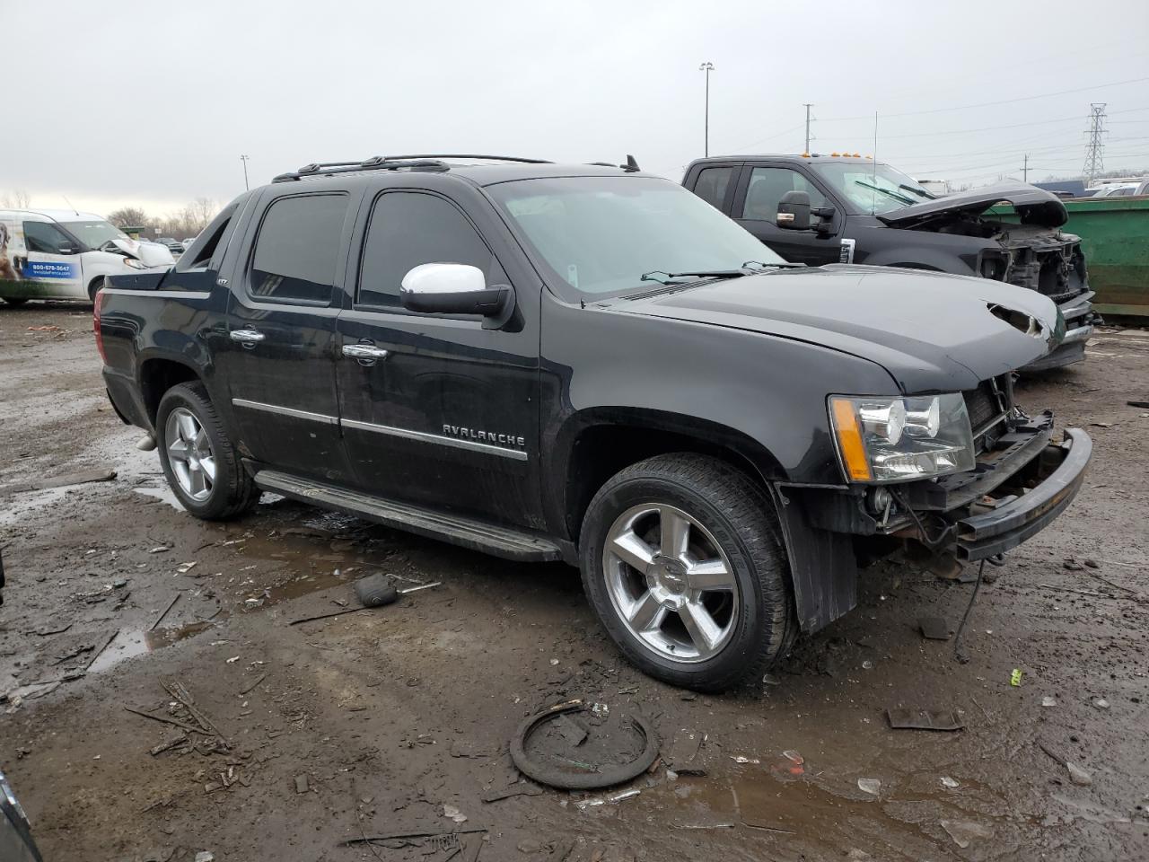 2012 Chevrolet Avalanche VIN 3GNTKGE7XCG173005 Copart auction photo, front end damage thumbnail 4