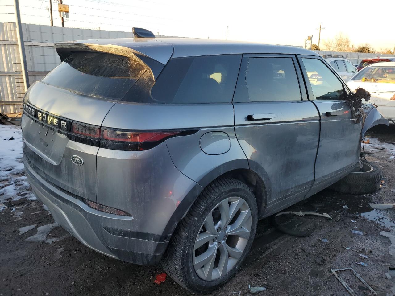 2020 Land Rover Range Rover VIN SALZP2FXXLH113374 Copart auction photo, hail / front end damage thumbnail 3