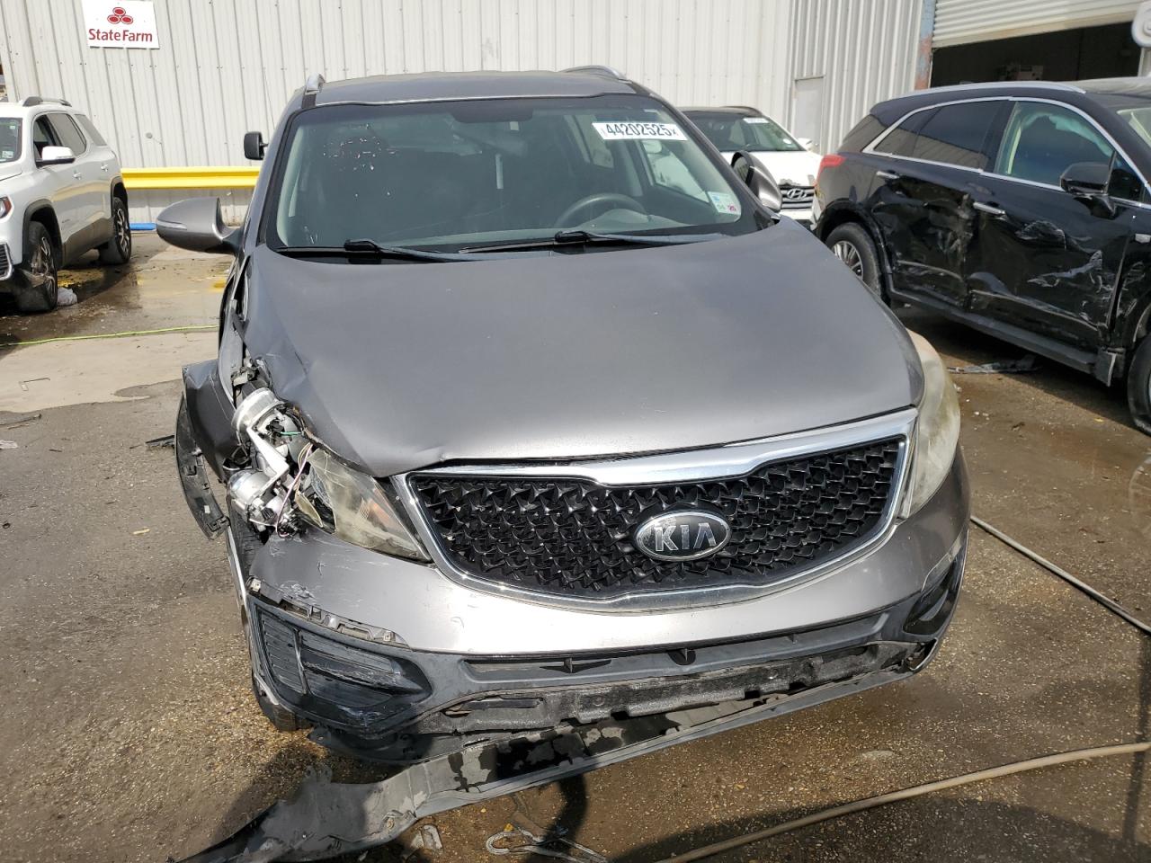 2015 KIA Sportage VIN KNDPB3AC1F7717431 Copart auction photo, side / front end damage thumbnail 5
