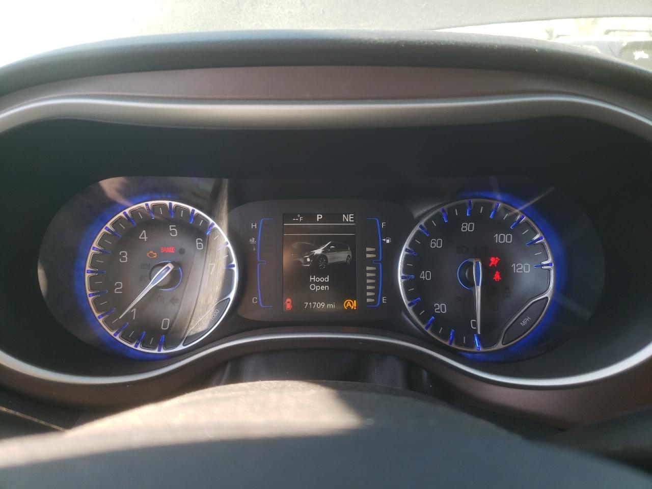 2018 Chrysler Pacifica VIN 2C4RC1FG6JR126444 Copart auction photo, front end / side damage thumbnail 9