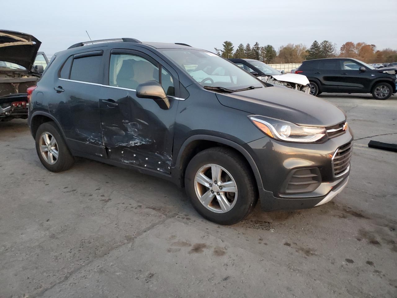 2017 Chevrolet Trax VIN 3GNCJPSB6HL270504 Copart auction photo, side damage thumbnail 4
