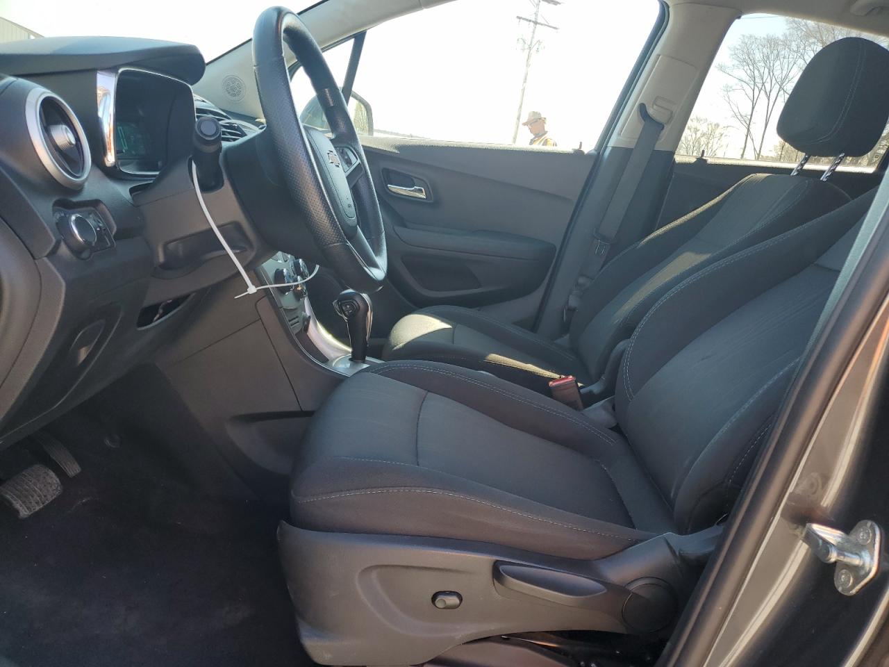 2016 Chevrolet Trax VIN 3GNCJLSB8GL160657 Copart auction photo, front end damage thumbnail 7