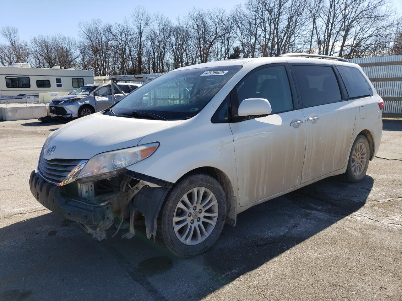 2016 Toyota Sienna VIN 5TDYK3DC5GS763738