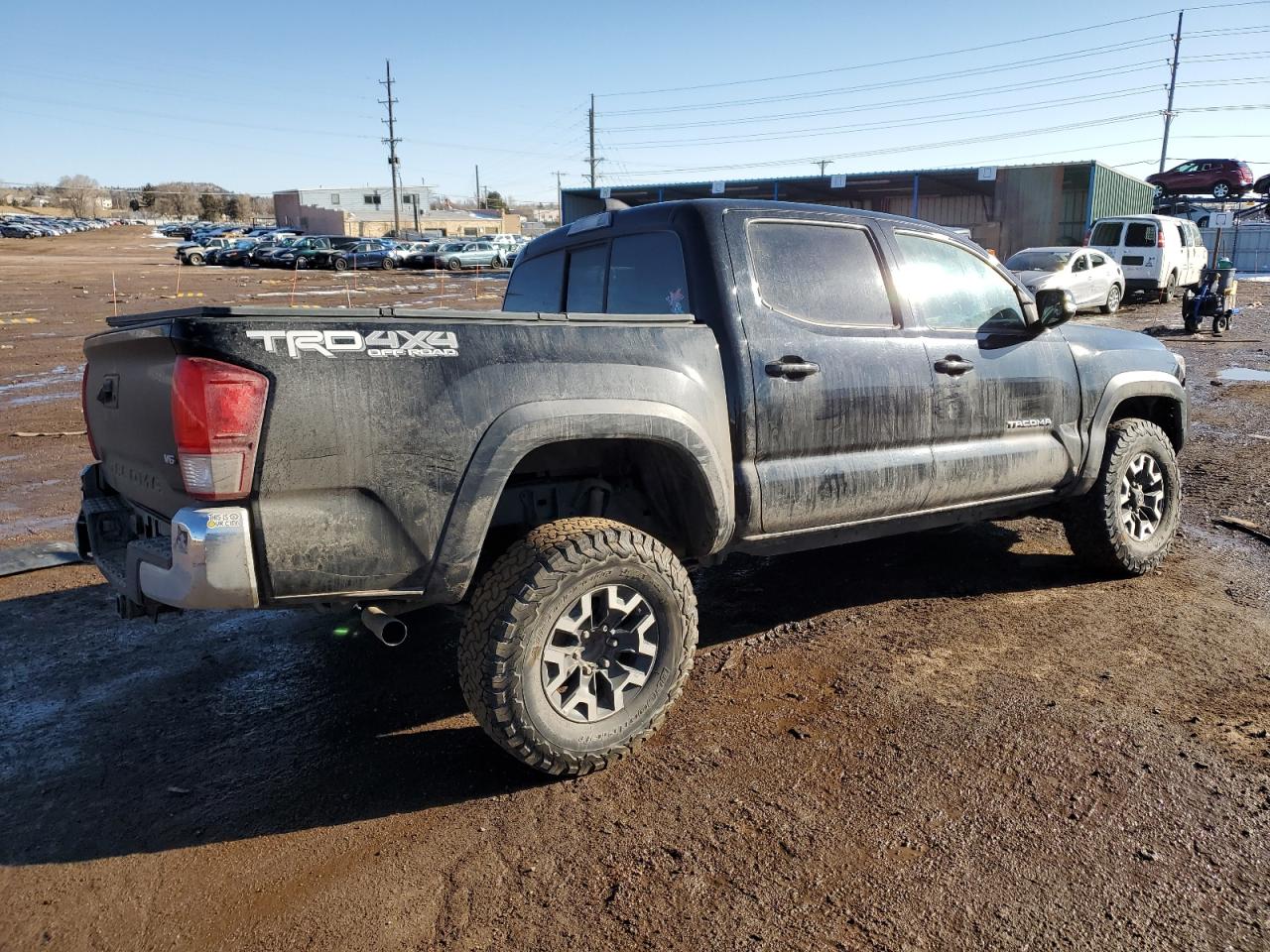 2016 Toyota Tacoma VIN 5TFCZ5AN3GX027558 Copart auction photo, front end / side damage thumbnail 3