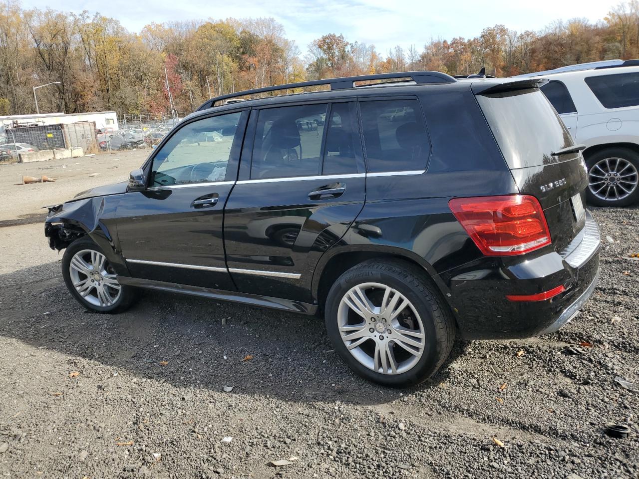 2015 Mercedes-Benz GLK-klasse VIN WDCGG8JB8FG349071 Copart auction photo, mechanical / front end damage thumbnail 2