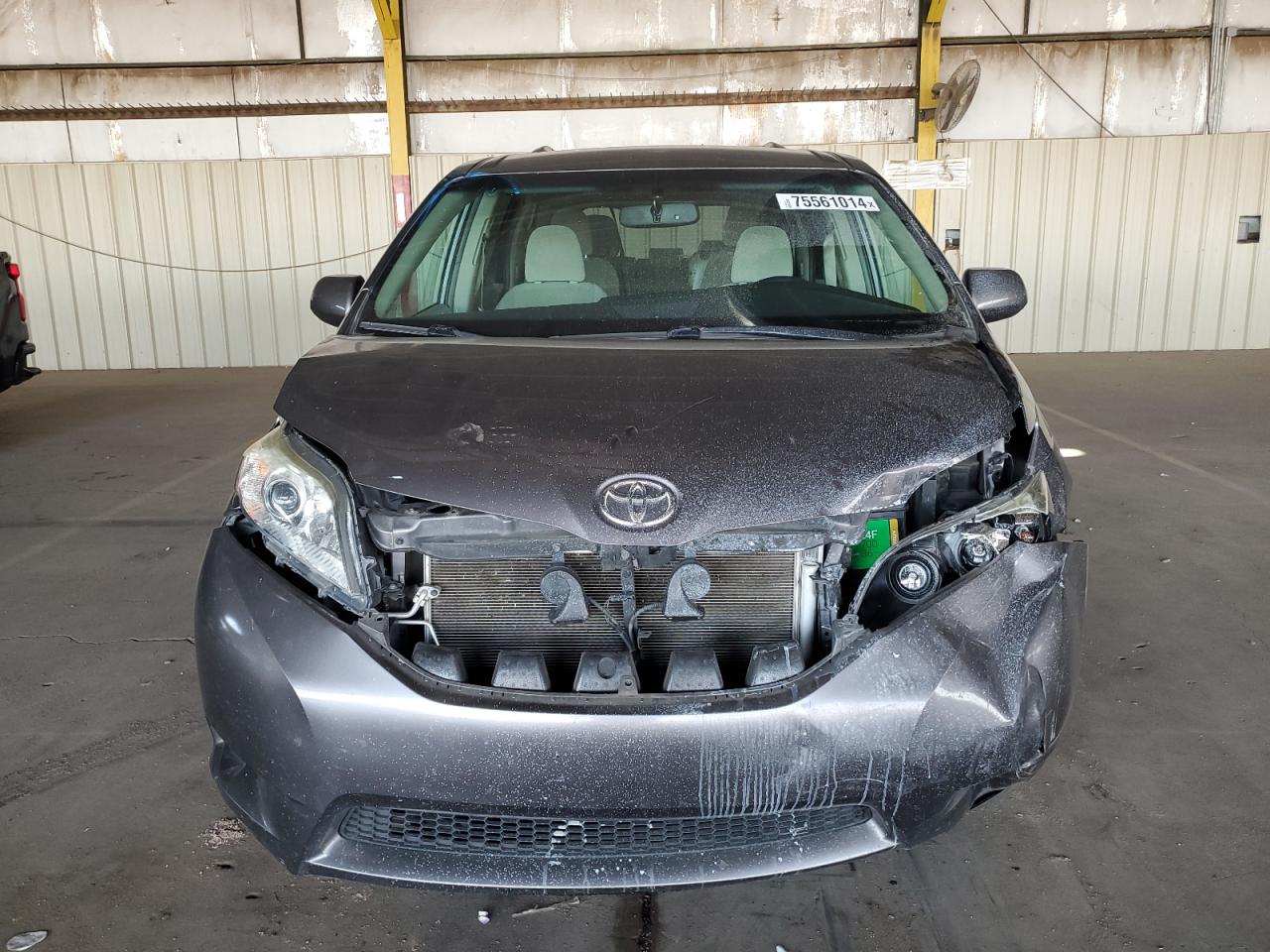 2016 Toyota Sienna VIN 5TDKK3DC4GS731613 Copart auction photo, front end damage thumbnail 5
