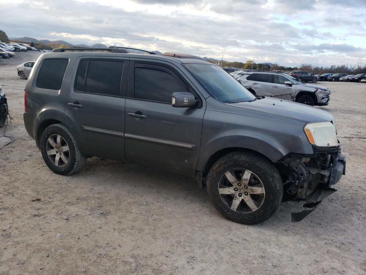 2013 Honda Pilot VIN 5FNYF4H98DB036070 Copart auction photo, front end / minor dent/scratches damage thumbnail 4