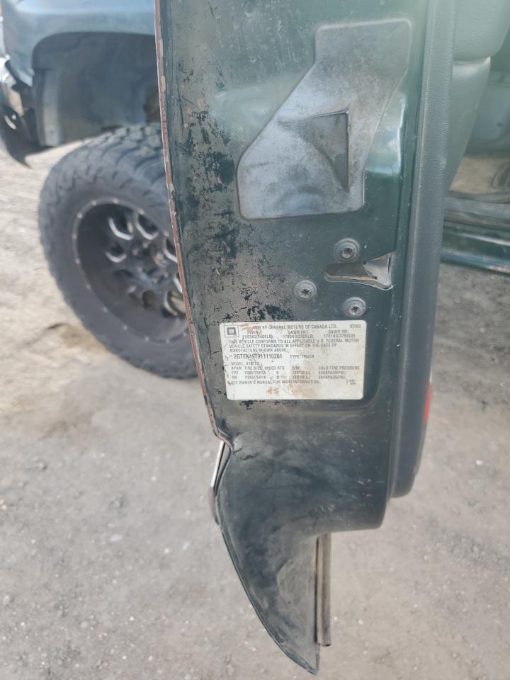 2001 GMC Sierra VIN 2GTEK19T911110201 Copart auction photo, front end damage thumbnail 13