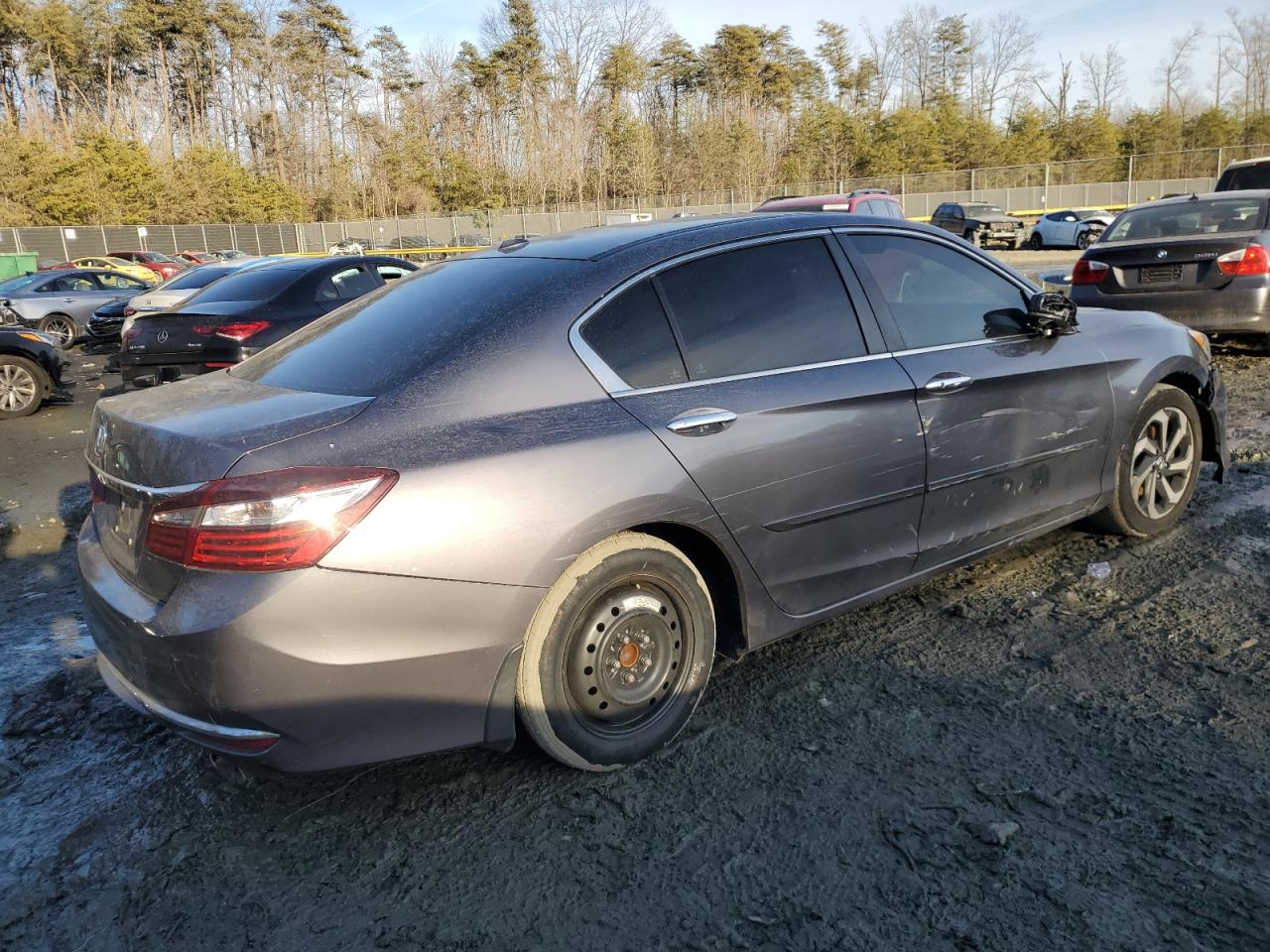 2016 Honda Accord VIN 1HGCR2F97GA221928 Copart auction photo, front end / side damage thumbnail 3