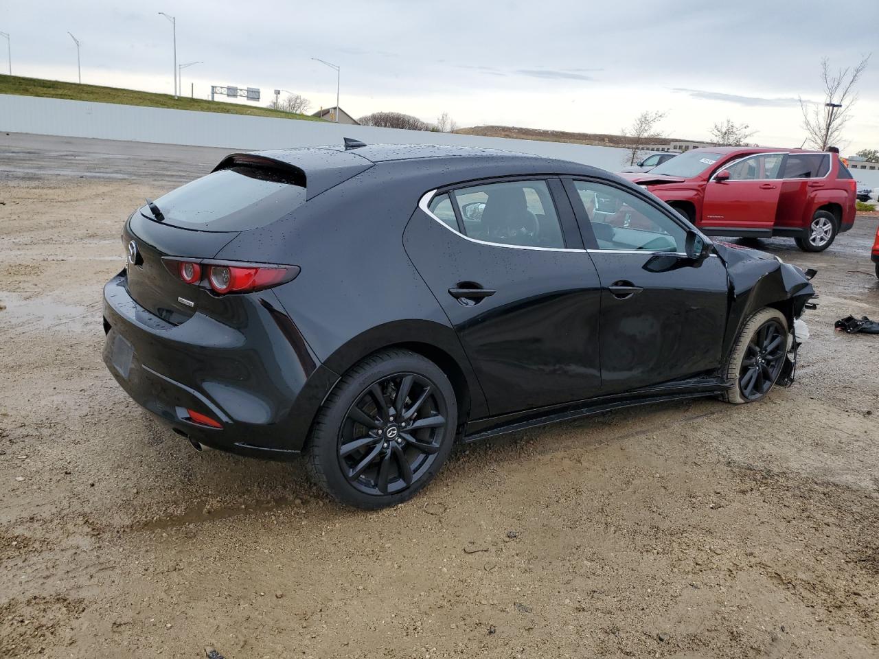 2019 Mazda 3 VIN JM1BPBNM8K1139771 Copart auction photo, front end / minor dent/scratches damage thumbnail 3