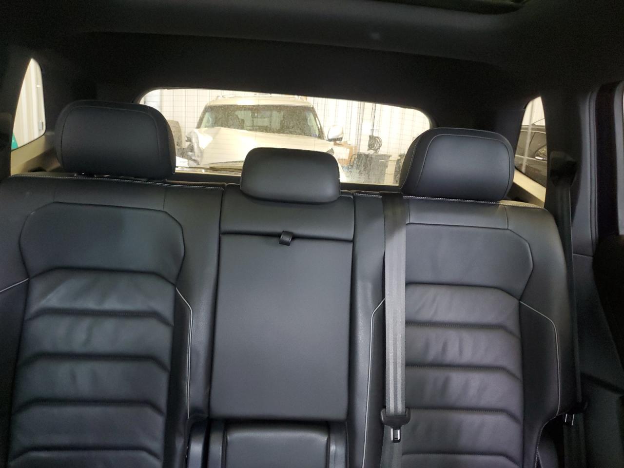 2021 Volkswagen Tiguan VIN 3VV4B7AX1MM031584 Copart auction photo, rear end damage thumbnail 10