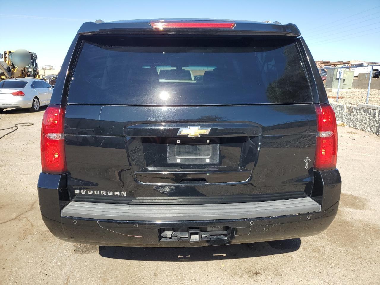 2019 Chevrolet Suburban VIN 1GNSCGKC6KR180042 Copart auction photo, front end damage thumbnail 6