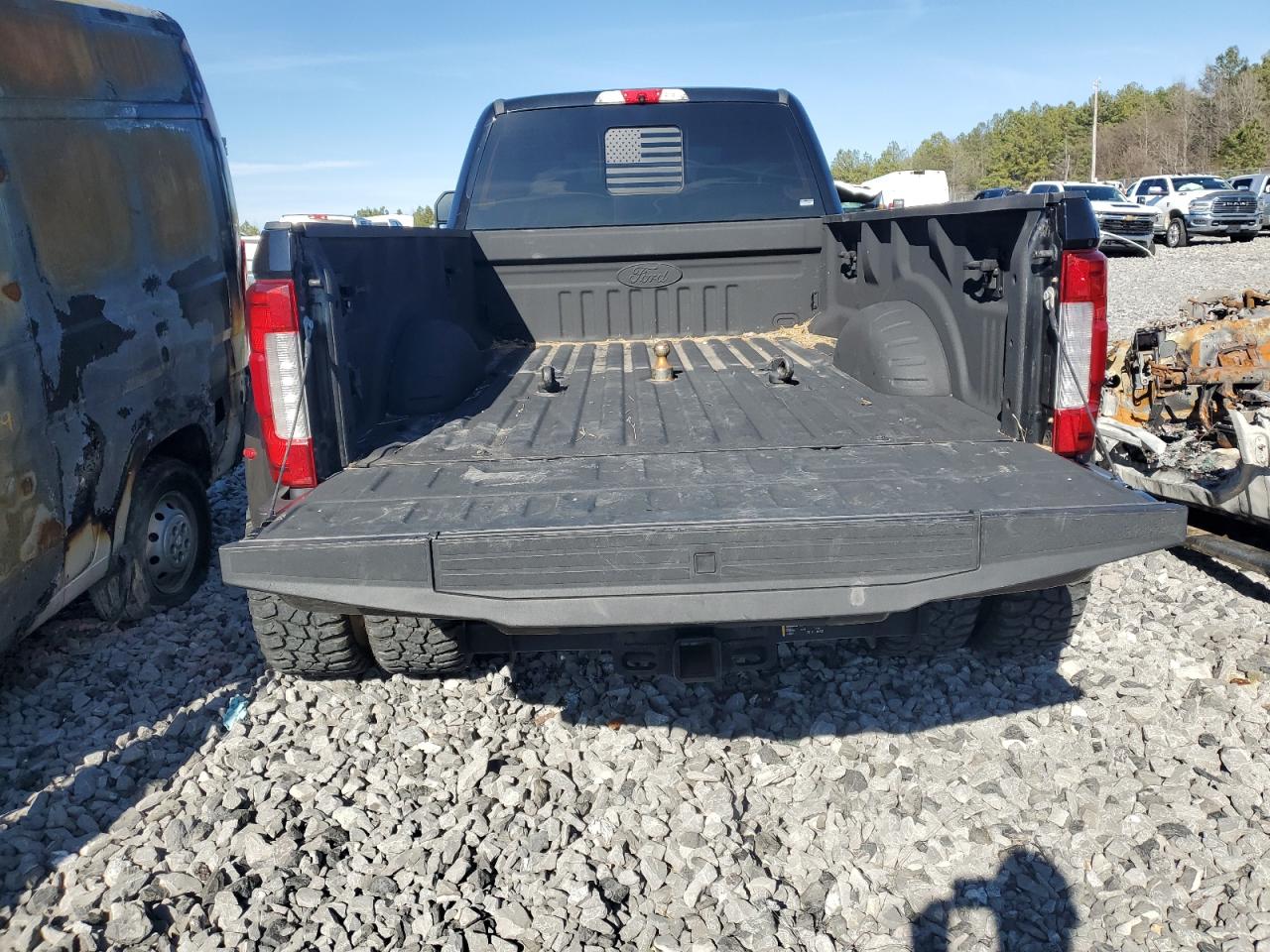 2019 Ford F350 VIN 1FT8W3DT9KEG67775 Copart auction photo, side / replaced vin damage thumbnail 6