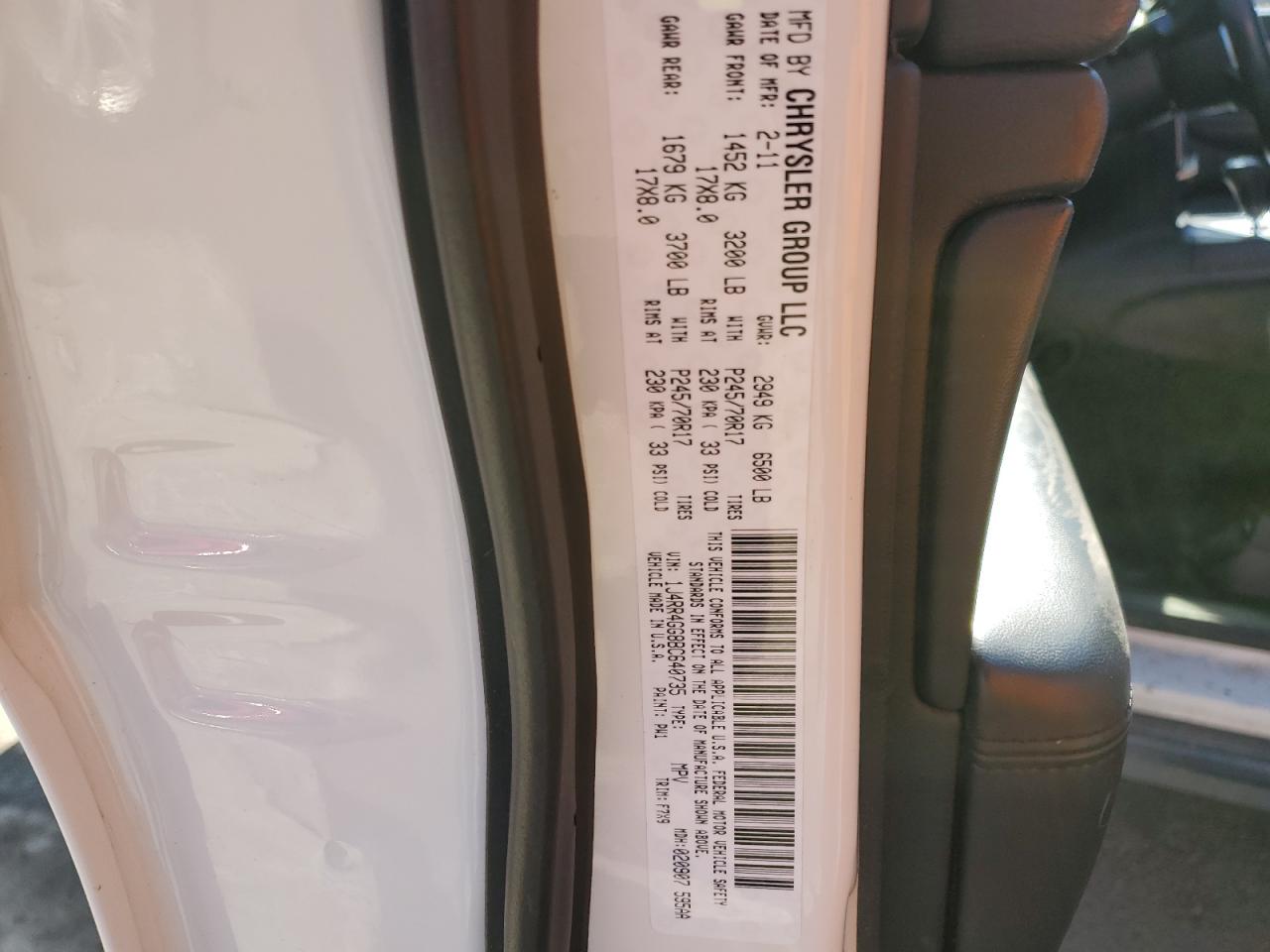 2011 Jeep Grand Cherokee VIN 1J4RR4GGHBC640735 Copart auction photo, front end damage thumbnail 15