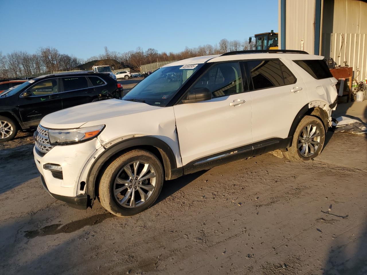 2021 Ford Explorer VIN 1FMSK8DH2MGA01239