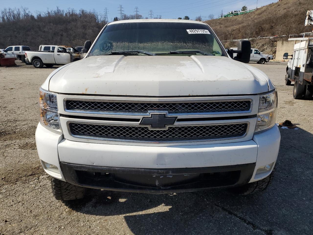 2010 Chevrolet Silverado VIN 1GCSKPEA2AZ297007 Copart auction photo, side / undercarriage damage thumbnail 5