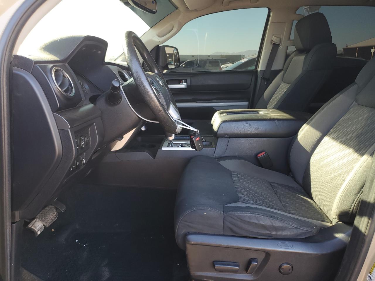 2020 Toyota Tundra VIN 5TFDY5F18LX927931 Copart auction photo, rear end damage thumbnail 7