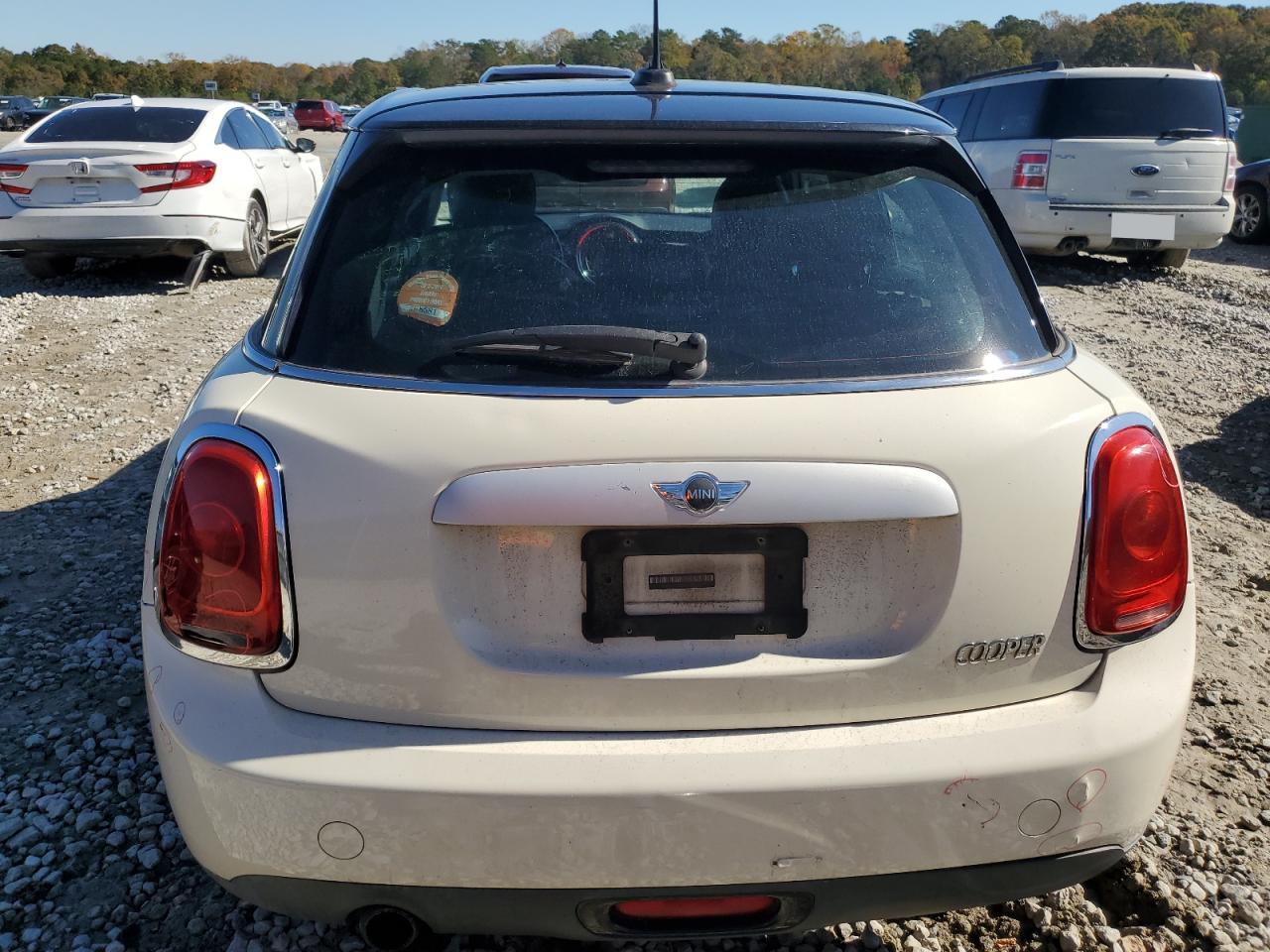 2015 MINI Cooper VIN WMWXS5C5XFT830535 Copart auction photo, front end / side damage thumbnail 6