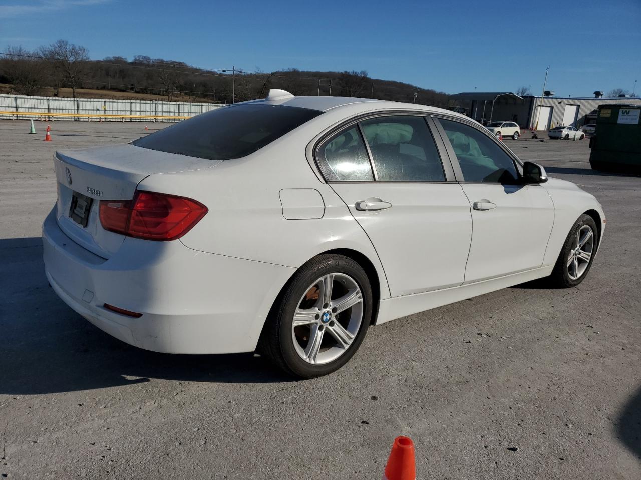2014 BMW 3er VIN WBA3A5G57ENP32013 Copart auction photo, front end damage thumbnail 3