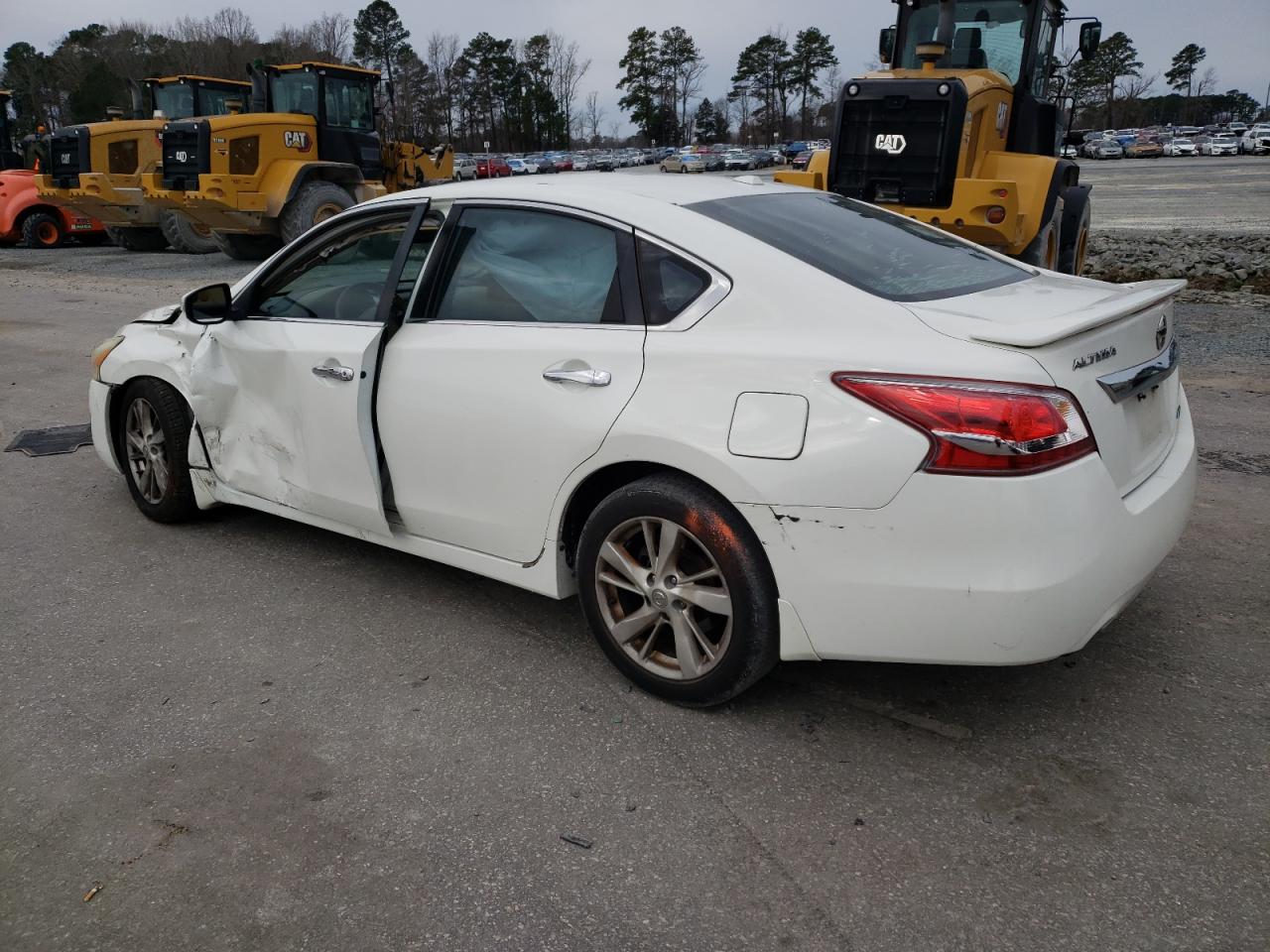 2013 Nissan Altima VIN 1N4AL3AP6DC157129 Copart auction photo, side / front end damage thumbnail 2