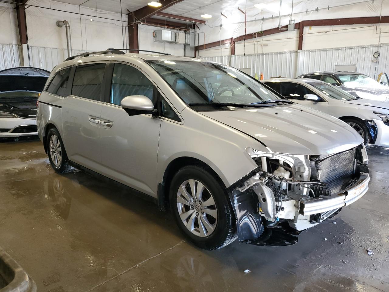 2015 Honda Odyssey VIN 5FNRL5H6XFB091759 Copart auction photo, front end / rear end damage thumbnail 4