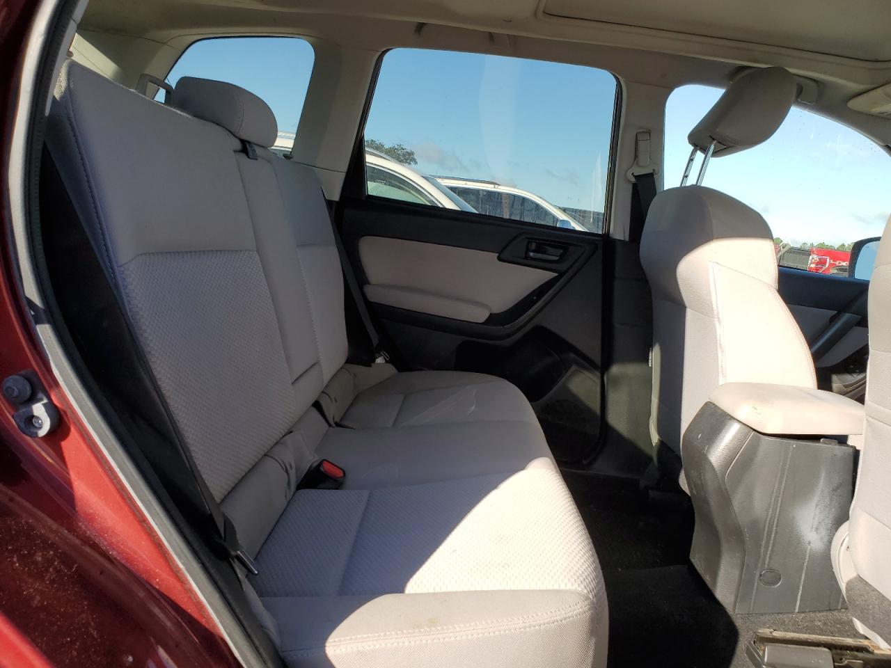 2015 Subaru Forester VIN JF2SJADC1FH433824 Copart auction photo, front end / minor dent/scratches damage thumbnail 11