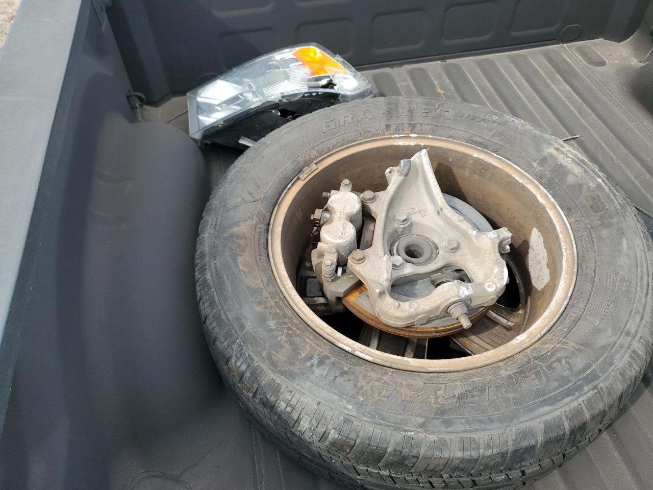 2016 RAM 1500 VIN 3C6RR6LT3GG357983 Copart auction photo, front end / side damage thumbnail 12