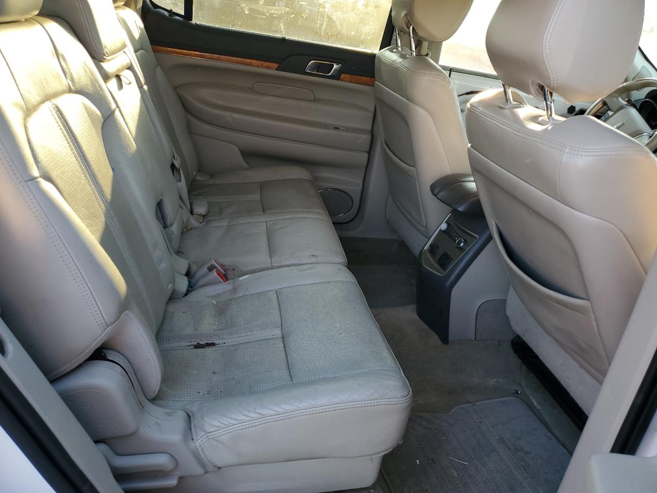 2012 Lincoln MKT VIN 2LMHJ5FR0CBL54543 Copart auction photo, front end / side damage thumbnail 11
