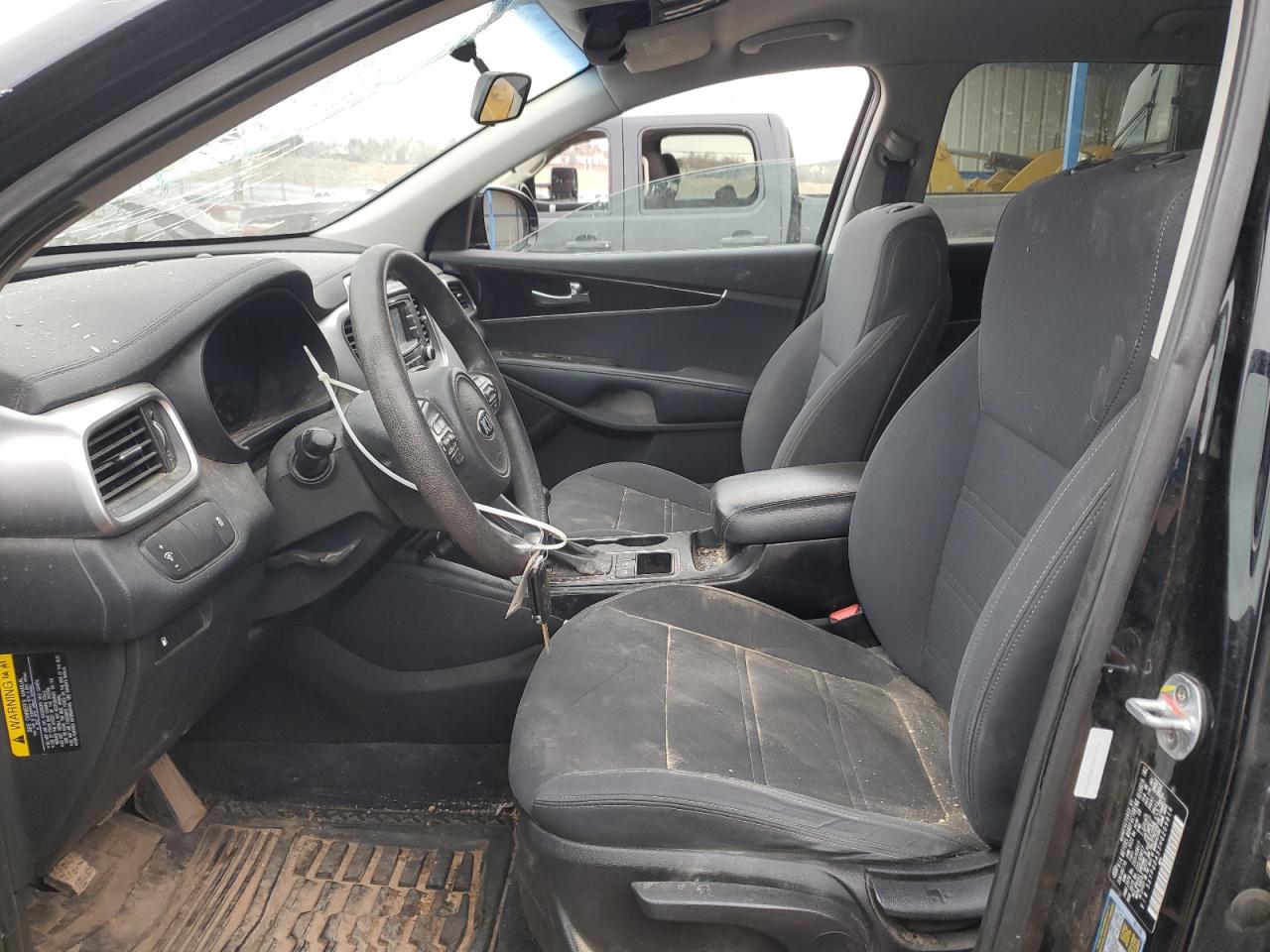 2017 KIA Sorento VIN 5XYPGDA53HG209816 Copart auction photo, front end / side damage thumbnail 7