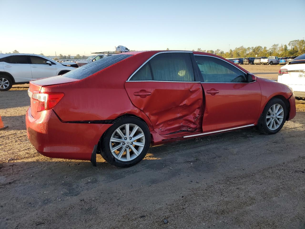 2013 Toyota Camry VIN 4T4BF1FK1DR324838 Copart auction photo, side damage thumbnail 3