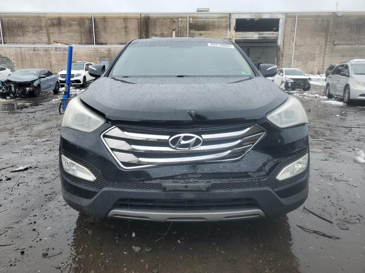 2013 Hyundai Santa Fe VIN 5XYZUDLB7DG084415 Copart auction photo, front end damage thumbnail 5