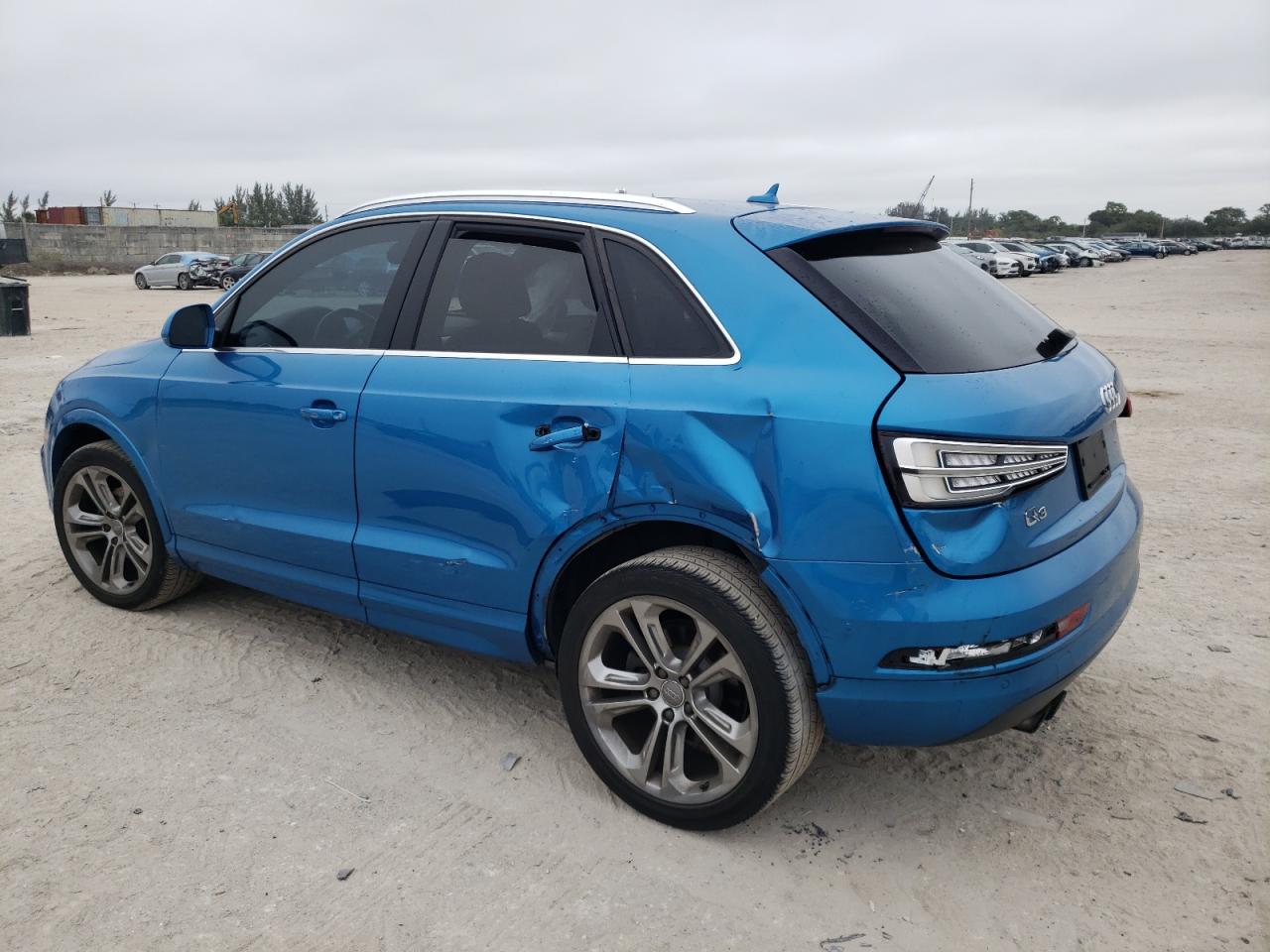 2016 Audi Q3 VIN WA1BFCFS4GR007762 Copart auction photo, side / minor dent/scratches damage thumbnail 2