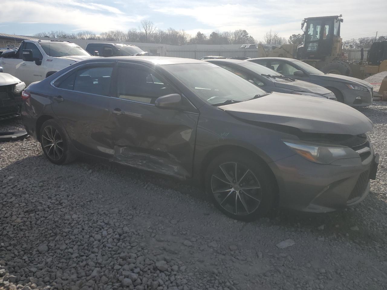 2015 Toyota Camry VIN 4T1BF1FK7FU047447 Copart auction photo, side damage thumbnail 4