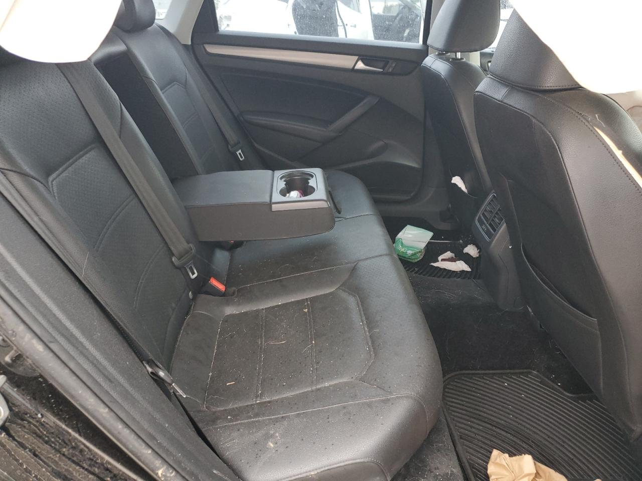 2015 Volkswagen Passat VIN 1VWBV7A32FC057977 Copart auction photo, side / front end damage thumbnail 11
