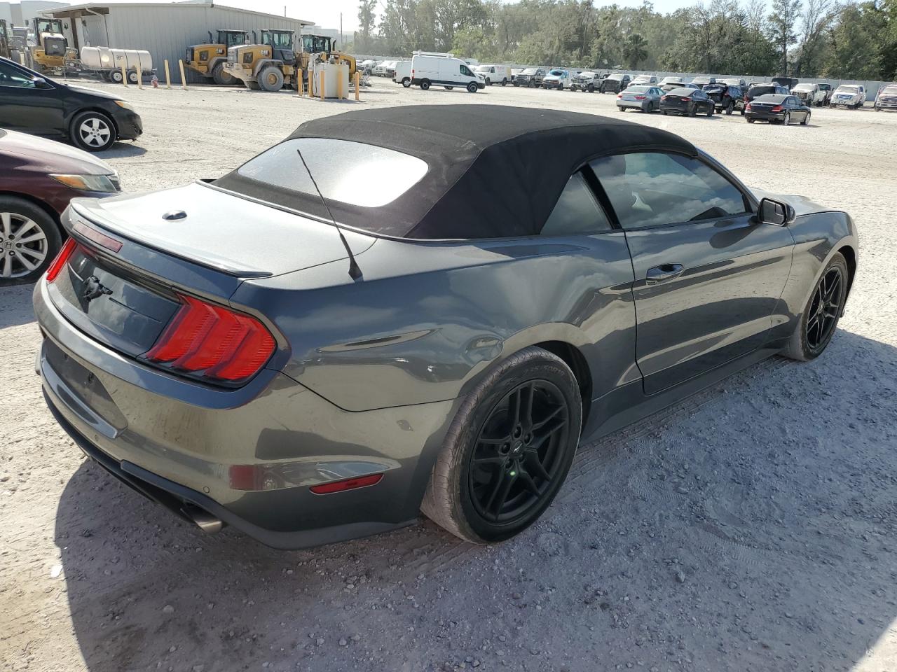 2018 Ford Mustang VIN 1FATP8UH5J5111659 Copart auction photo, normal wear damage thumbnail 3