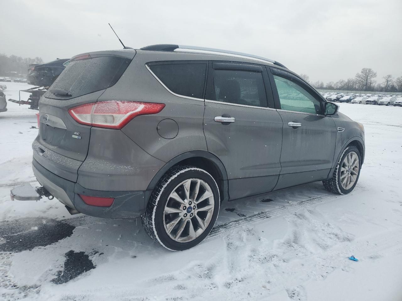 2014 Ford Escape VIN 1FMCU9G92EUD98303 Copart auction photo, front end / side damage thumbnail 3