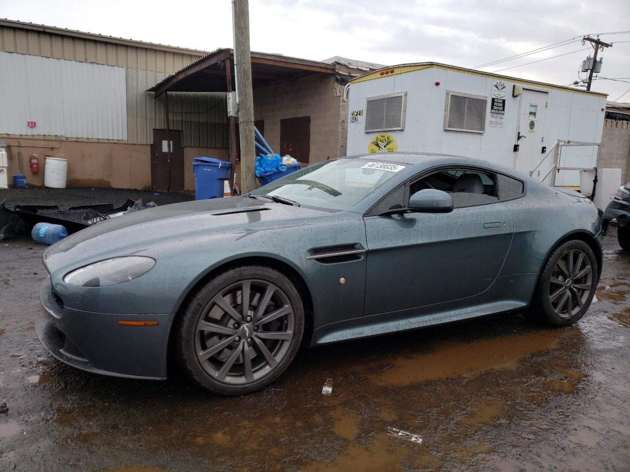 2015 Aston Martin Vantage VIN SCFEKBAL2FGC19020 - Copart auction photo