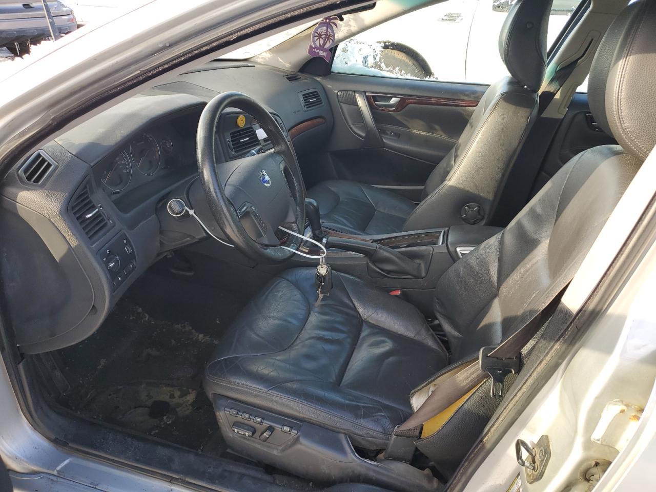 2007 Volvo V70 VIN YV1SW612971660062 Copart auction photo, rear end / minor dent/scratches damage thumbnail 7