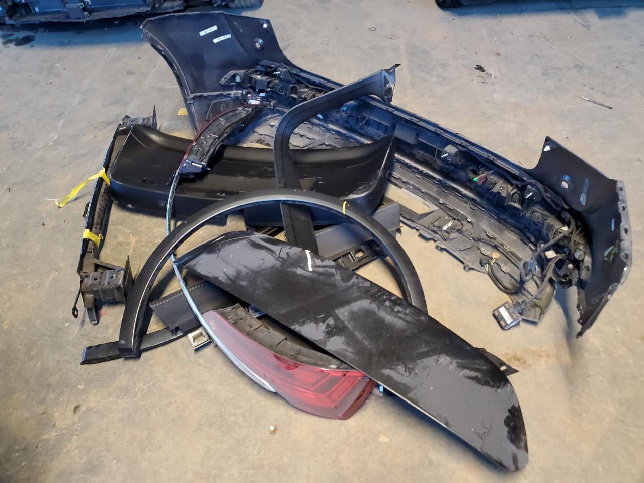 2021 Audi Q5 VIN WA1BAAFY7M2050343 Copart auction photo, rear end damage thumbnail 13