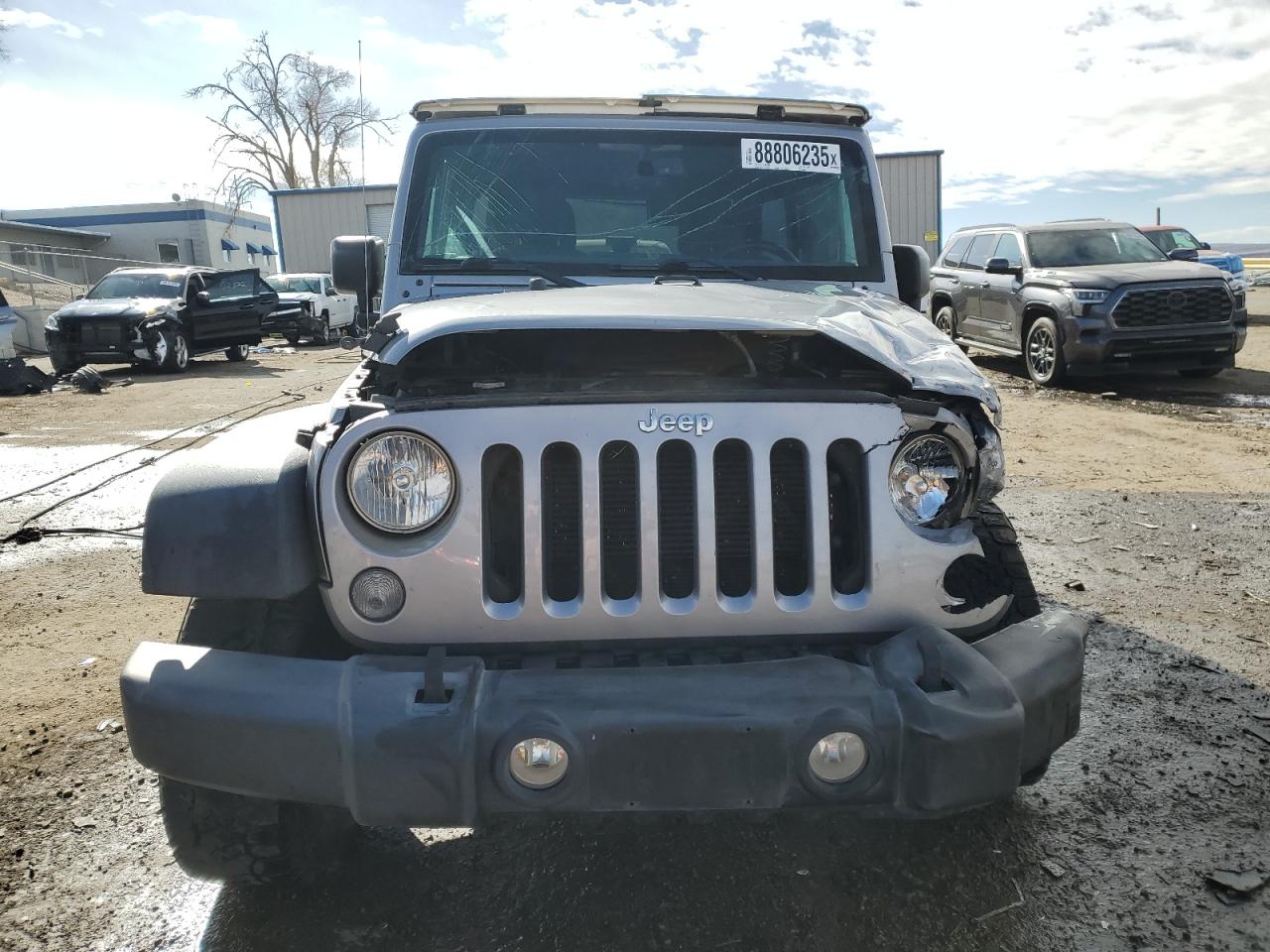 2017 Jeep Wrangler VIN 1C4HJWDG6HL596252 Copart auction photo, front end / side damage thumbnail 5