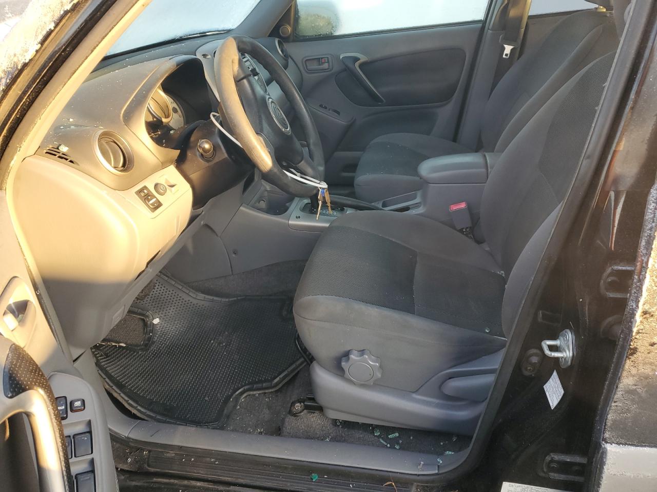 2003 Toyota RAV 4 VIN JTEGH20V830094093 Copart auction photo, all over / front end damage thumbnail 7