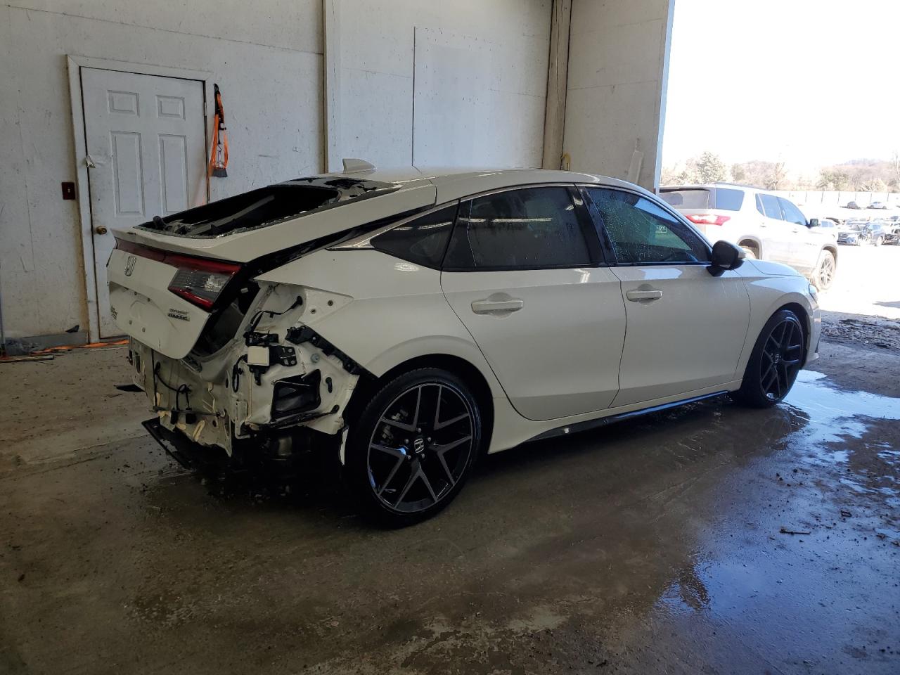 2023 Honda Civic VIN 19XFL1H85PE002362 Copart auction photo, rear end / minor dent/scratches damage thumbnail 3
